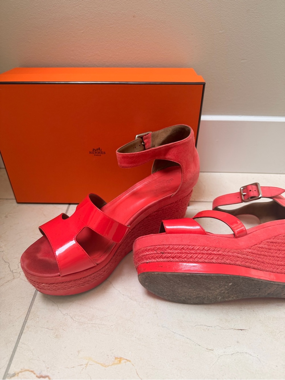 Hermes Red Wedge Espadrille Sandals - Picture 1 of 3